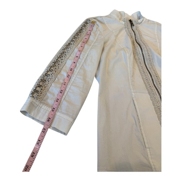 XCVI Wearables Neutral Beige Crochet Trim Sleeve Details Stretch Side Jacket S - Picture 6 of 16